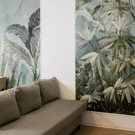 Elios Living - Modern Comfort, Walking Distance To Center & 200m To The Бордигера