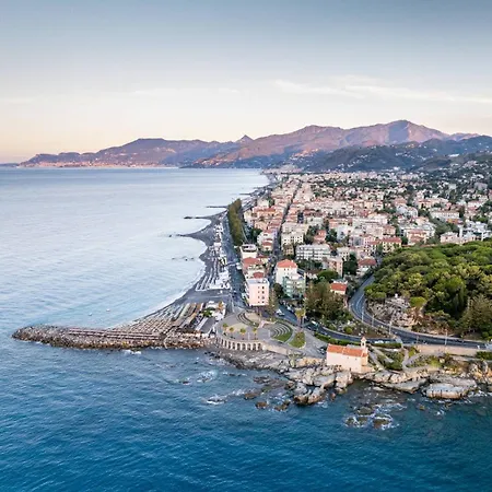 Elios Living - Parcheggio Privato, Vicino Al Centro, 200m Dal Mare * ボルディゲーラ