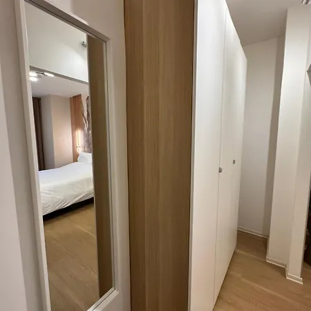 Elios Living - Parcheggio Privato, Vicino Al Centro, 200M Dal Mare דירה