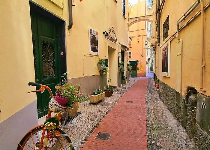 شقة Elios Living - Parcheggio Privato, Vicino Al Centro, 200m Dal Mare