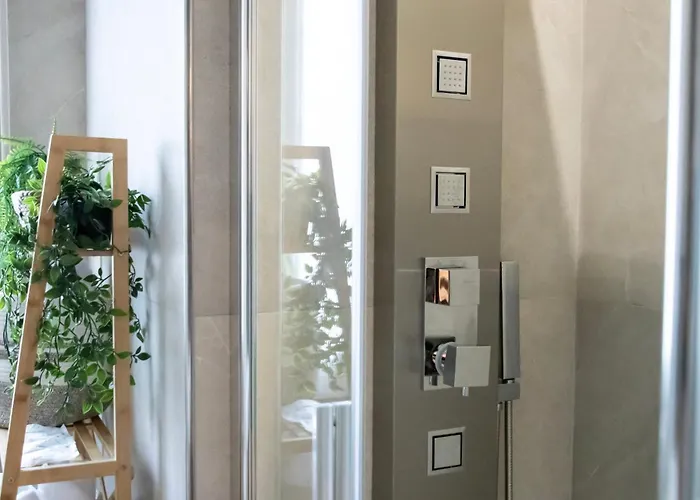 Elios Living - Parcheggio Privato, Vicino Al Centro, 200m Dal Mare شقة