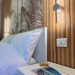 Elios Living - Parcheggio Privato, Vicino Al Centro, 200m Dal Mare *