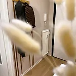 Elios Living - Parcheggio Privato, Vicino Al Centro, 200m Dal Mare Apartament *