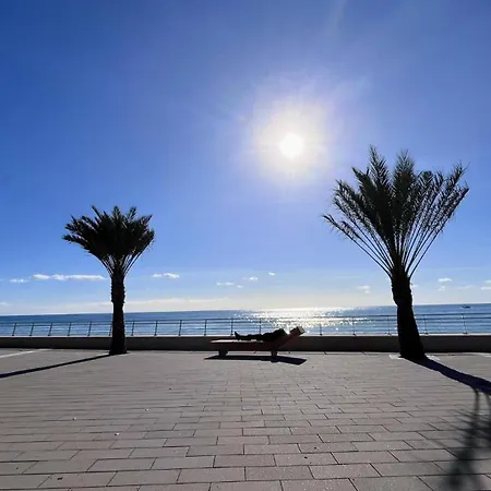 Elios Living - Parcheggio Privato, Vicino Al Centro, 200m Dal Mare *