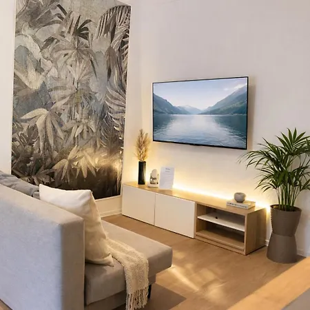 Elios Living - Parcheggio Privato, Vicino Al Centro, 200m Dal Mare 公寓