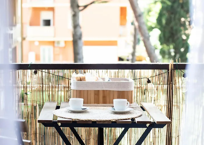 Elios Living - Parcheggio Privato, Vicino Al Centro, 200m Dal Mare Bordighera
